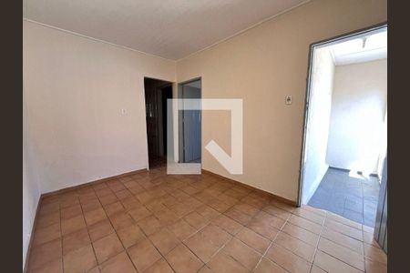 Casa à venda com 4 quartos, 70m² em Vila Nogueira, Diadema