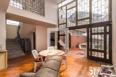 Casa à venda com 4 quartos, 285m² em Menino Deus, Porto Alegre