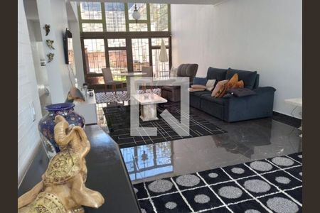 Casa à venda com 4 quartos, 285m² em Menino Deus, Porto Alegre