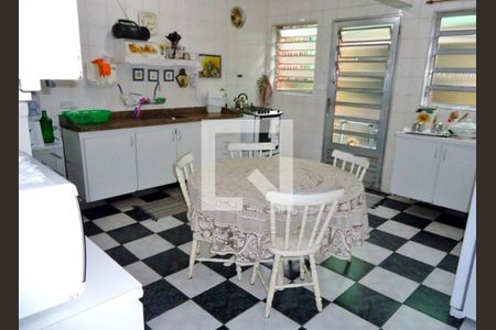 Casa à venda com 3 quartos, 230m² em Jardim Bonfiglioli, São Paulo