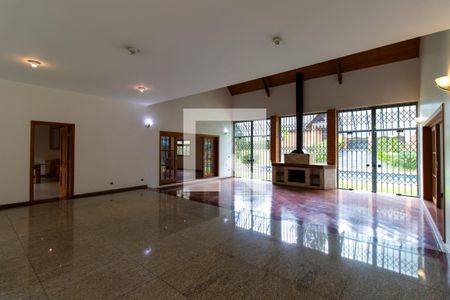 Sala 1 de casa de condomínio para alugar com 4 quartos, 636m² em Jardim Passargada I, Cotia