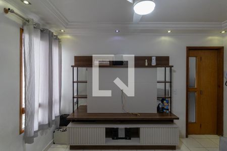 Sala de apartamento para alugar com 2 quartos, 44m² em Conjunto Residencial José Bonifácio, São Paulo