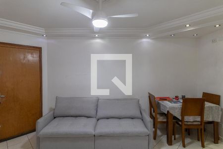 Sala de apartamento para alugar com 2 quartos, 44m² em Conjunto Residencial José Bonifácio, São Paulo