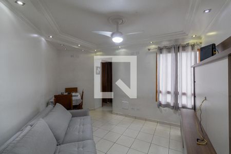 Sala de apartamento para alugar com 2 quartos, 44m² em Conjunto Residencial José Bonifácio, São Paulo