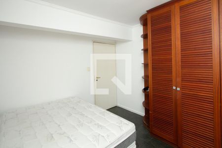 Quarto 1 de apartamento para alugar com 2 quartos, 80m² em Vila Olímpia, São Paulo