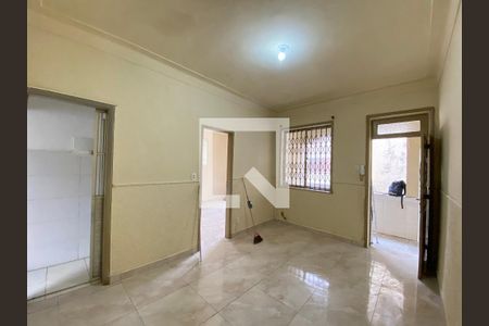 Sala de casa para alugar com 1 quarto, 40m² em Piedade, Rio de Janeiro