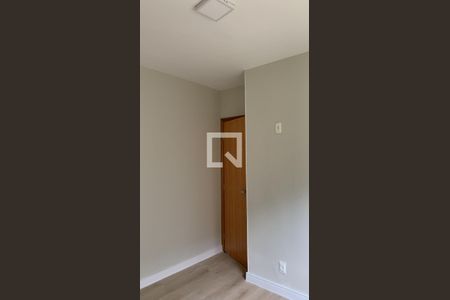 Apartamento à venda com 3 quartos, 56m² em Salgado Filho, Belo Horizonte