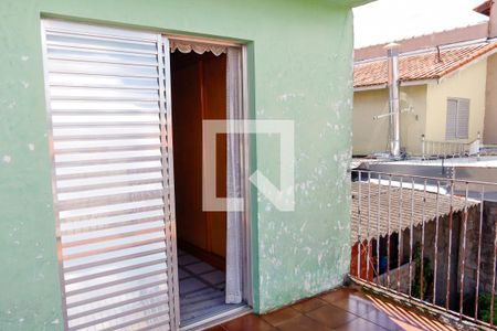 Casa à venda com 136m², 3 quartos e 2 vagas Casa à venda com 136m², 3 quartos e 2 vagasSacada