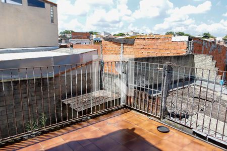 Casa à venda com 136m², 3 quartos e 2 vagas Casa à venda com 136m², 3 quartos e 2 vagasSacada