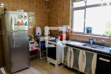 Casa à venda com 136m², 3 quartos e 2 vagas Casa à venda com 136m², 3 quartos e 2 vagasCozinha