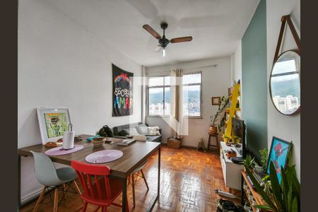 Sala de apartamento à venda com 2 quartos, 66m² em Estácio, Rio de Janeiro