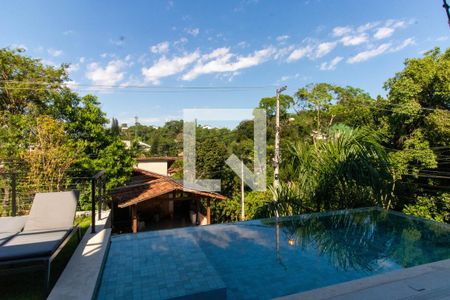 Vista da Sala de casa de condomínio para alugar com 4 quartos, 360m² em Badu, Niterói