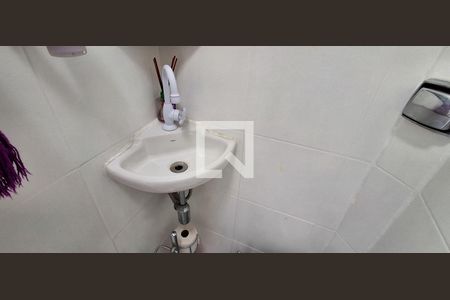 Apartamento à venda com 69m², 2 quartos e 1 vaga Apartamento à venda com 69m², 2 quartos e 1 vagaBanheiro 2