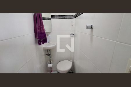 Apartamento à venda com 69m², 2 quartos e 1 vaga Apartamento à venda com 69m², 2 quartos e 1 vagaBanheiro 2