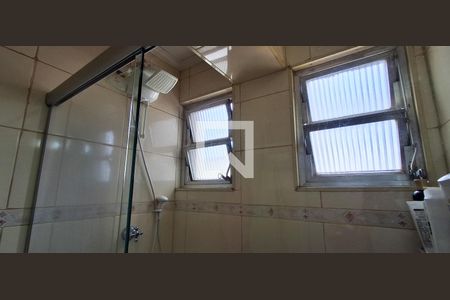 Apartamento à venda com 69m², 2 quartos e 1 vaga Apartamento à venda com 69m², 2 quartos e 1 vagaBanheiro