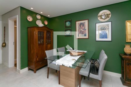 Sala de apartamento à venda com 2 quartos, 69m² em Jardim Carvalho, Porto Alegre