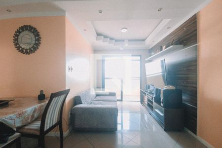 Sala de apartamento para alugar com 3 quartos, 74m² em Vila Laura, Salvador