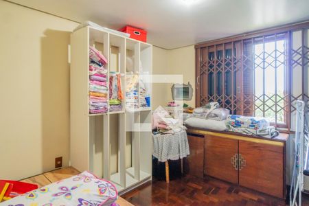 Quarto 1 de casa à venda com 4 quartos, 362m² em Agronomia, Porto Alegre