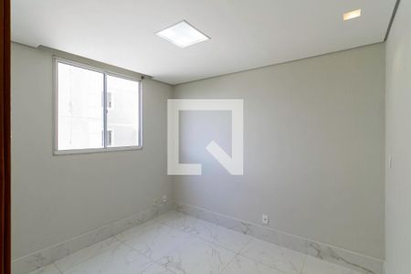 Quarto 1 de apartamento para alugar com 2 quartos, 44m² em Chacaras Reunidas Santa Terezinha, Contagem