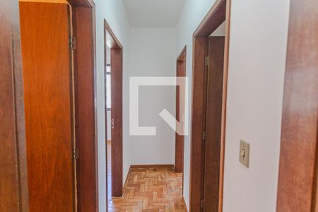 Corredor de apartamento à venda com 2 quartos, 78m² em Sagrada Família, Belo Horizonte