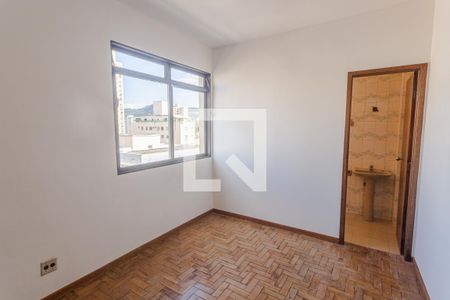 Suíte de apartamento à venda com 2 quartos, 78m² em Sagrada Família, Belo Horizonte