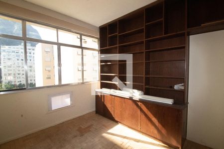 Quarto 1 de apartamento à venda com 3 quartos, 133m² em Copacabana, Rio de Janeiro