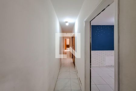 Corredor de casa à venda com 3 quartos, 200m² em Vila Monumento, São Paulo