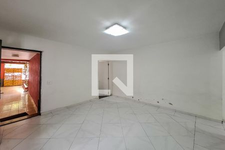 Sala de casa à venda com 3 quartos, 200m² em Vila Monumento, São Paulo