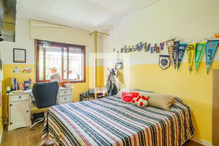 Quarto 1 de casa à venda com 5 quartos, 179m² em Cristal, Porto Alegre