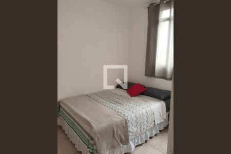 Quarto de apartamento para alugar com 2 quartos, 60m² em Camargos, Belo Horizonte