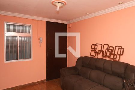 Sala de apartamento para alugar com 2 quartos, 40m² em Conjunto Residencial José Bonifácio, São Paulo