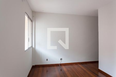 sala de apartamento para alugar com 2 quartos, 86m² em Sagrada Família, Belo Horizonte