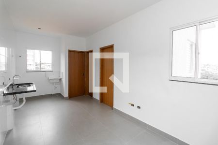 Sala + Cozinha de apartamento para alugar com 2 quartos, 40m² em Vila Rio Branco, São Paulo