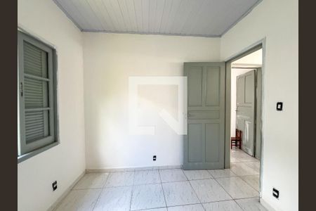 Quarto 2 de casa para alugar com 2 quartos, 80m² em Vila Boacava, São Paulo