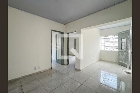 Sala de casa para alugar com 2 quartos, 80m² em Vila Boacava, São Paulo