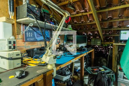 Casa à venda com 156m², 3 quartos e 2 vagas Casa à venda com 156m², 3 quartos e 2 vagasSótão