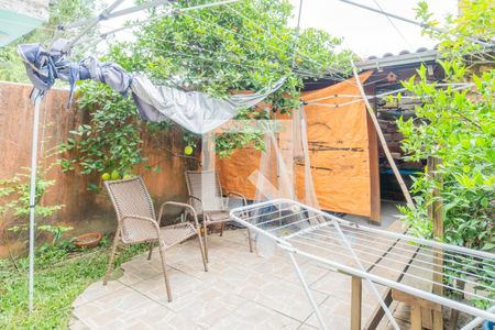 Casa à venda com 156m², 3 quartos e 2 vagas Casa à venda com 156m², 3 quartos e 2 vagasQuintal