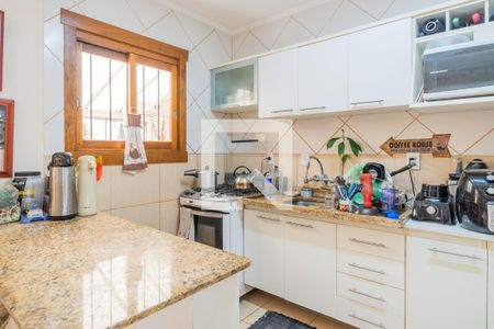 Casa à venda com 156m², 3 quartos e 2 vagas Casa à venda com 156m², 3 quartos e 2 vagasCozinha