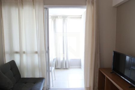 Sala de apartamento para alugar com 1 quarto, 47m² em Setor Marista, Goiânia