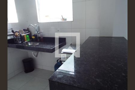 Cozinha de apartamento à venda com 2 quartos, 50m² em São Francisco, Belo Horizonte