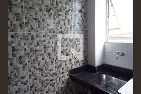 Cozinha de apartamento à venda com 2 quartos, 50m² em São Francisco, Belo Horizonte