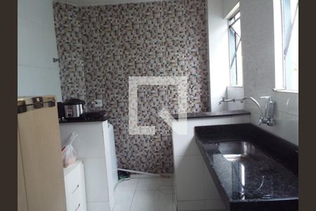 Cozinha de apartamento à venda com 2 quartos, 50m² em São Francisco, Belo Horizonte