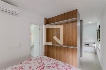 Suíte 1 de apartamento para alugar com 2 quartos, 113m² em Vila Clementino, São Paulo