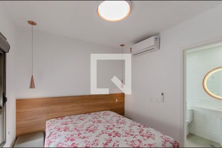 Suíte 1 de apartamento para alugar com 2 quartos, 113m² em Vila Clementino, São Paulo