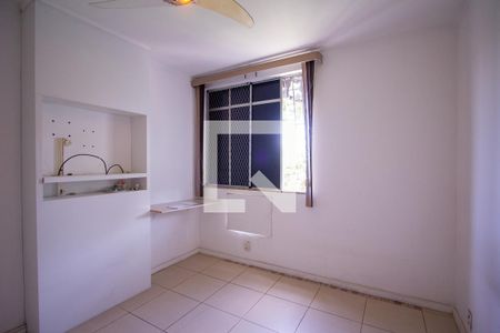 Quarto 1 de apartamento à venda com 2 quartos, 67m² em Santa Rosa, Niterói