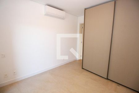 Suíte 1 de apartamento para alugar com 3 quartos, 230m² em Morumbi, São Paulo