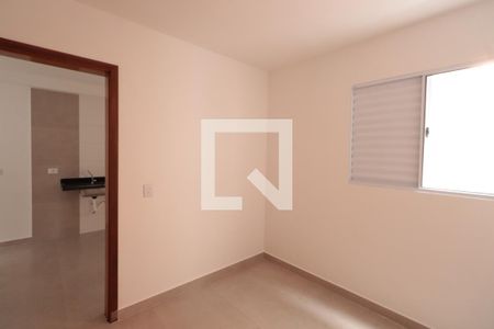 Quarto 2 de apartamento para alugar com 2 quartos, 42m² em Vila Esperança, São Paulo