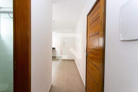 Corredor de apartamento para alugar com 1 quarto, 29m² em Vila Esperança, São Paulo