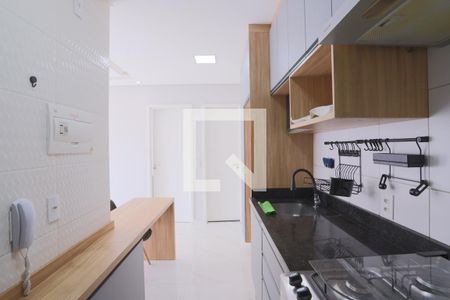 Sala/Cozinha de apartamento à venda com 2 quartos, 38m² em Jardim Analia Franco, São Paulo