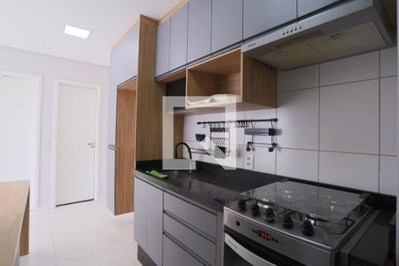 Sala/Cozinha de apartamento à venda com 2 quartos, 38m² em Jardim Analia Franco, São Paulo